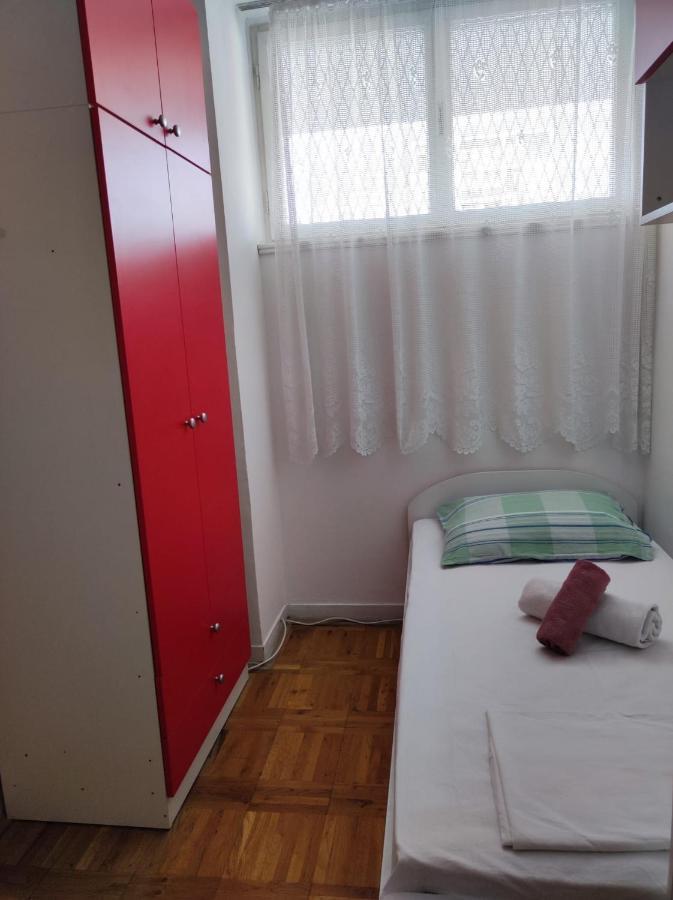 Apartman Lara Appartamento Spalato Esterno foto