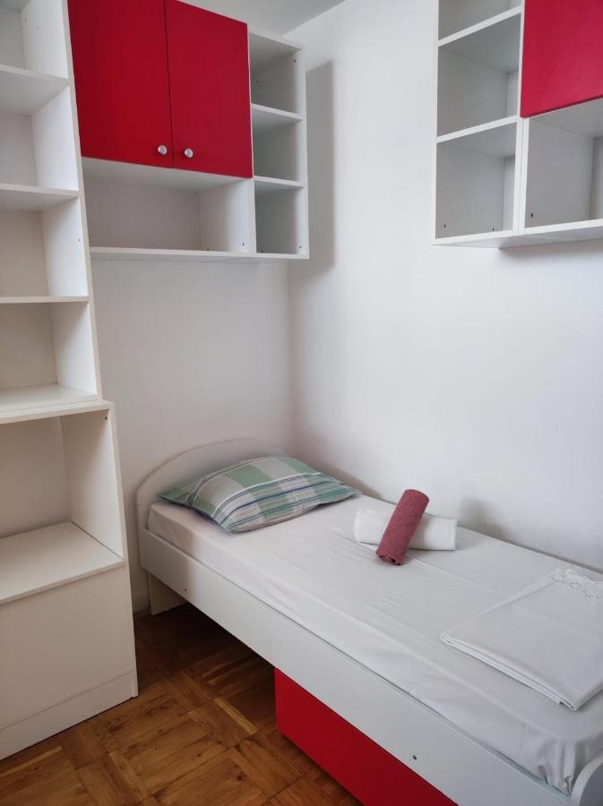 Apartman Lara Appartamento Spalato Esterno foto